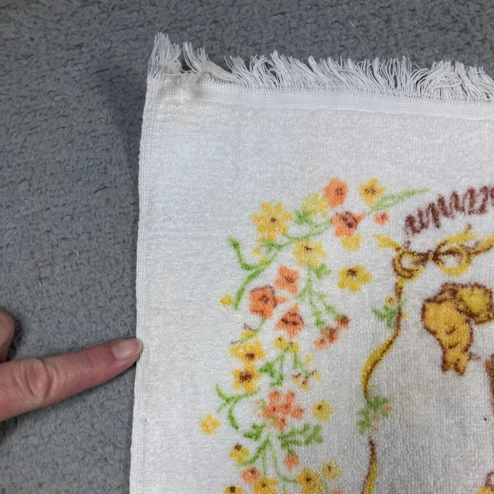 Vintage 70s Holly Hobbie Bath Hand Towel White Fringed Floral Cotton Cannon
